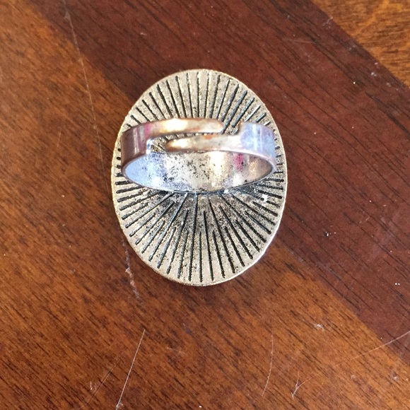 🎈Earring & Ring set - Picture 4 of 4